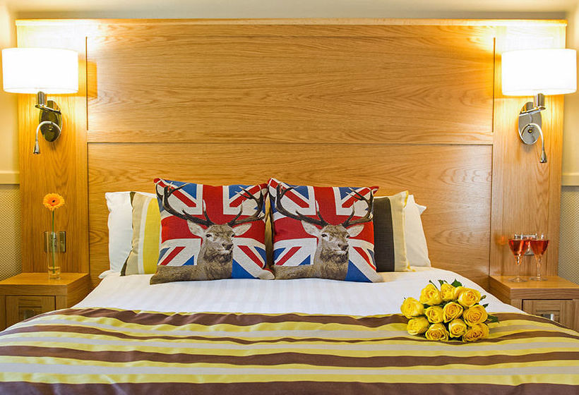 فندق Ambassador Roomzzz