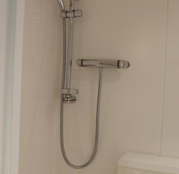 住宿加早餐 Alexandra Guest House