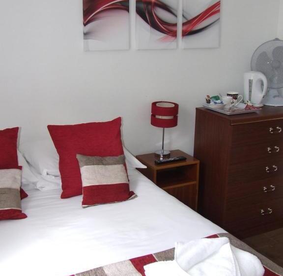 住宿加早餐 Alexandra Guest House