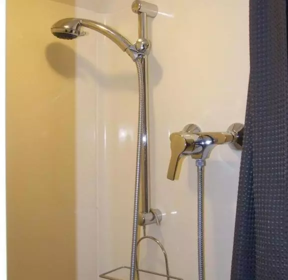 Bed and Breakfast Alexandra Guest House