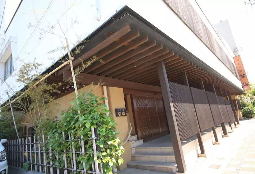 בית מלון כפרי Bokai