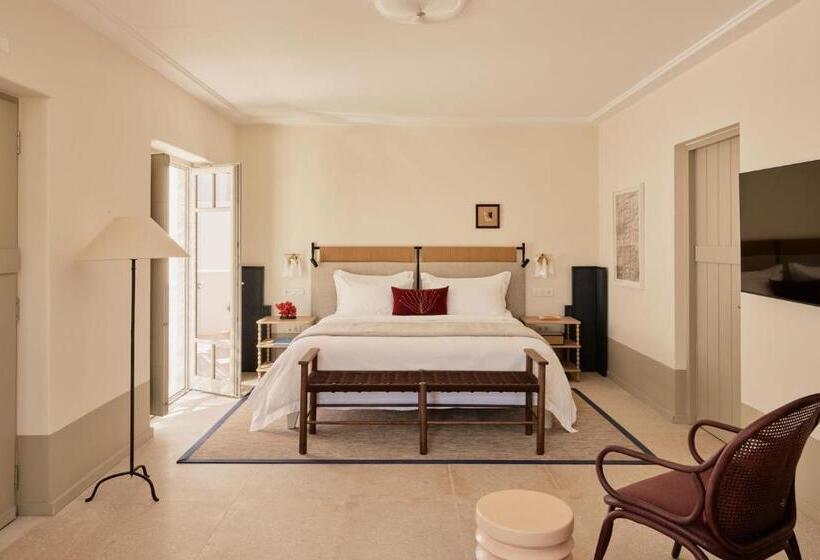 בית מלון כפרי Cosme, A Luxury Collection Resort, Paros