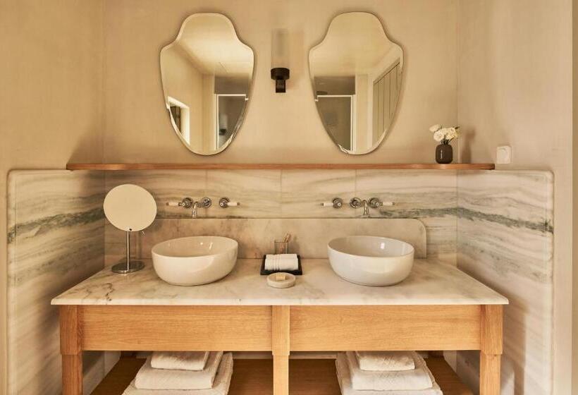 בית מלון כפרי Cosme, A Luxury Collection Resort, Paros