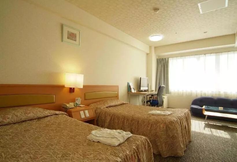 בית מלון כפרי Crown Hills Himeji