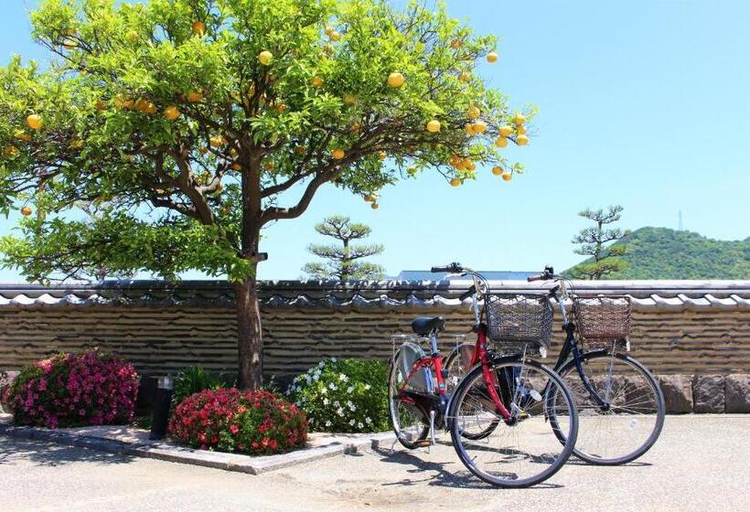 Otel Hagi No Yado Tomoe