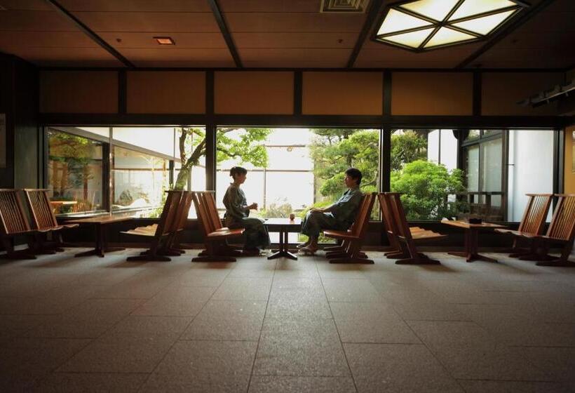 Otel Hagi No Yado Tomoe