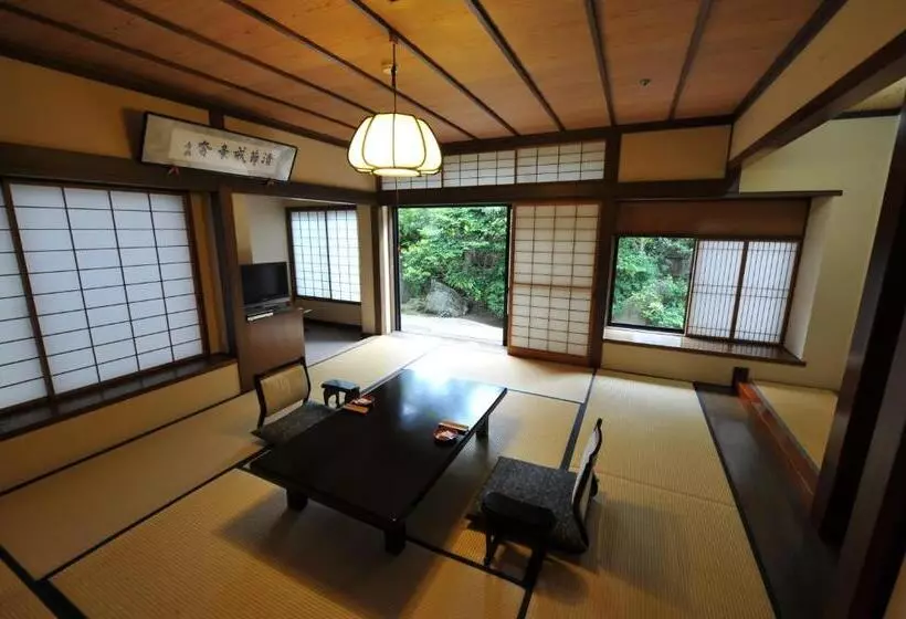 Hotel Hagi No Yado Tomoe