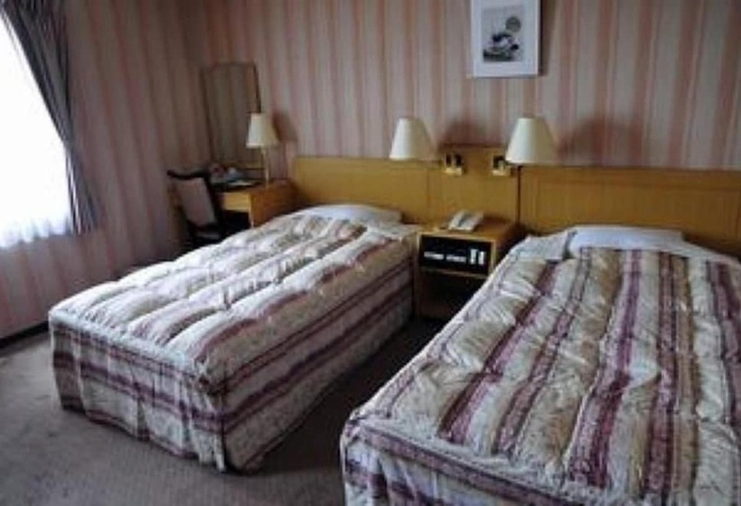 בית מלון כפרי Half Time