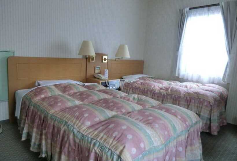 בית מלון כפרי Half Time