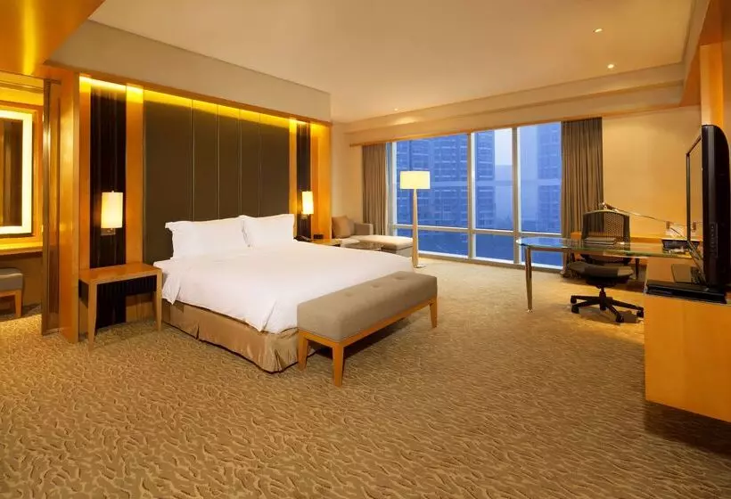 هتل Hilton Nanjing Riverside