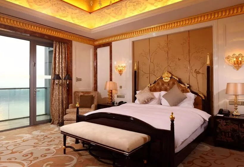 هتل Hilton Nanjing Riverside