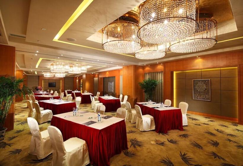 ホテル Hilton Nanjing Riverside