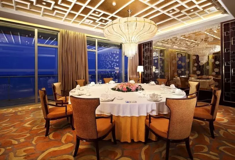 هتل Hilton Nanjing Riverside