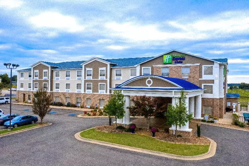 Holiday Inn Express Hotel & Suites Clarksville By Ihg