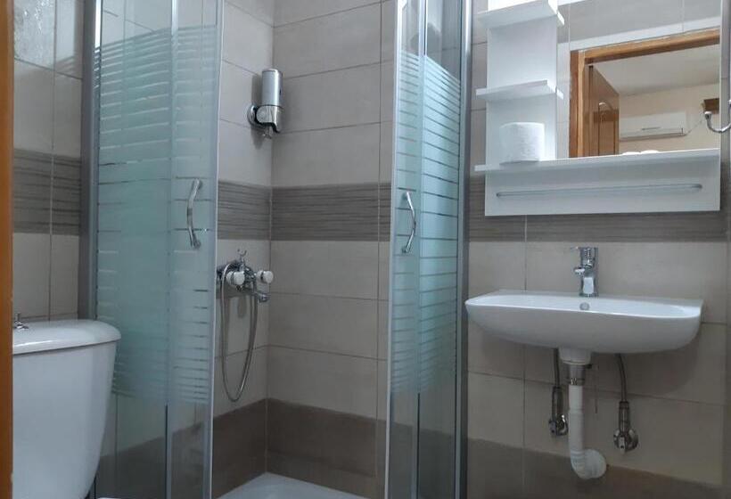 בית מלון כפרי Lidra