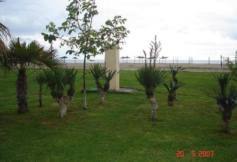 בית מלון כפרי Lidra