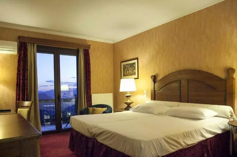 בית מלון כפרי Likoria