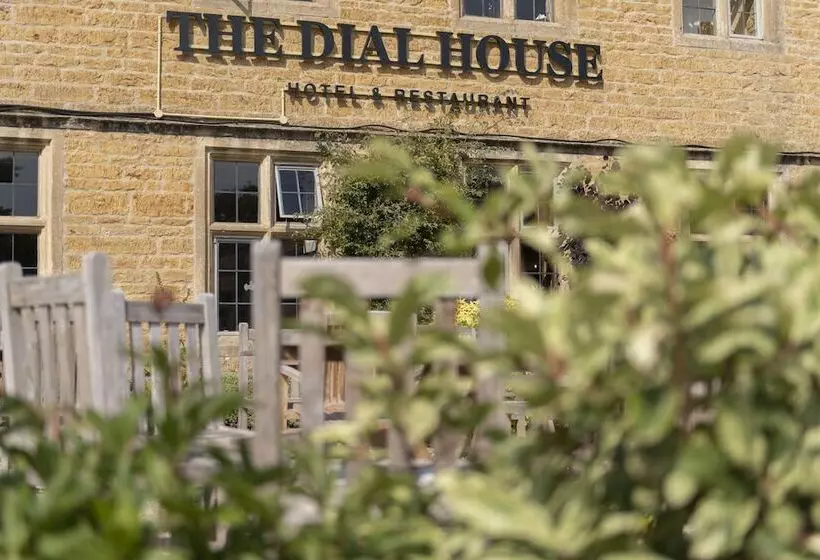 酒店 The Dial House