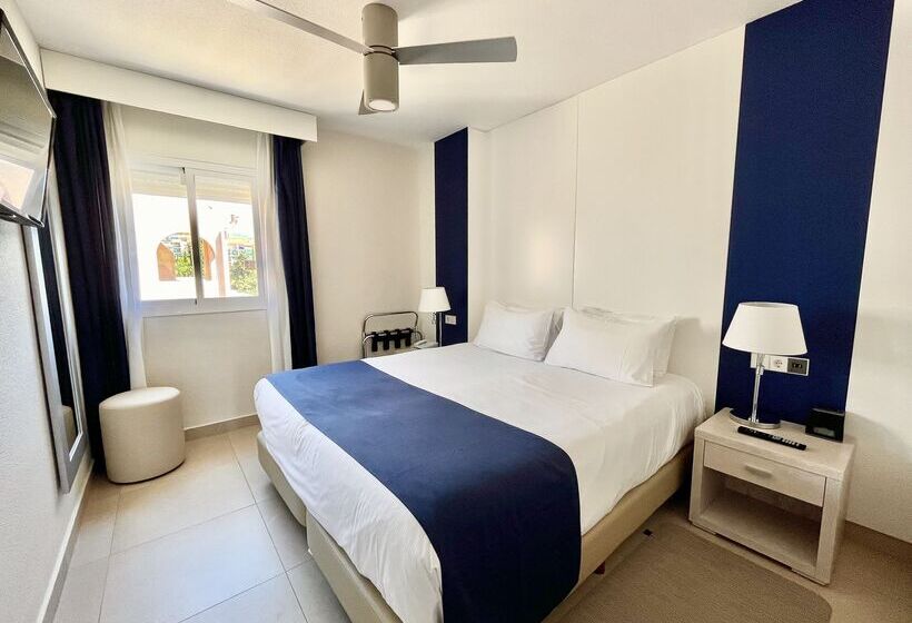 Los Amigos Beach Club