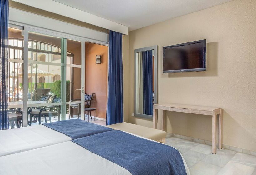 Los Amigos Beach Club