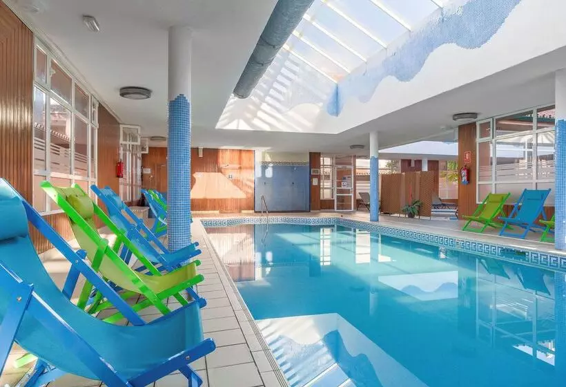 Los Amigos Beach Club