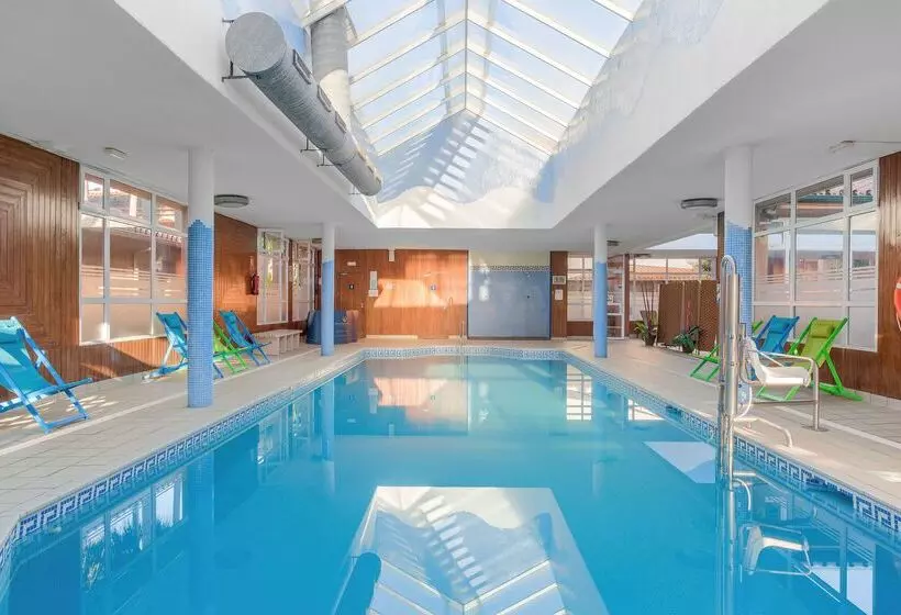 Los Amigos Beach Club