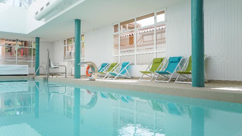 Los Amigos Beach Club