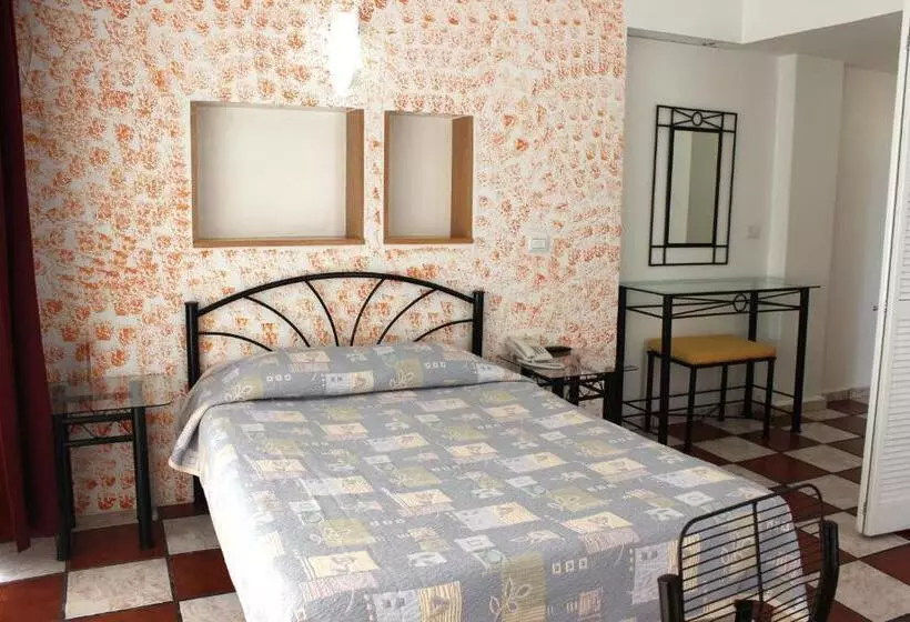 Apartamentos Hotel Avilla