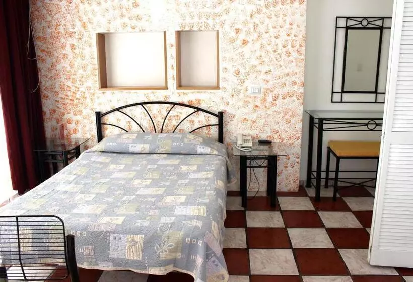 Apartamentos Hotel Avilla