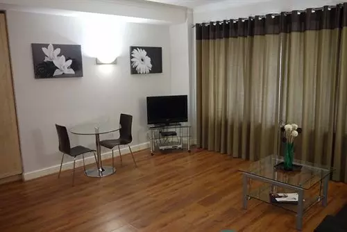 City Quarters At Burne Jones House Serviced Apartments