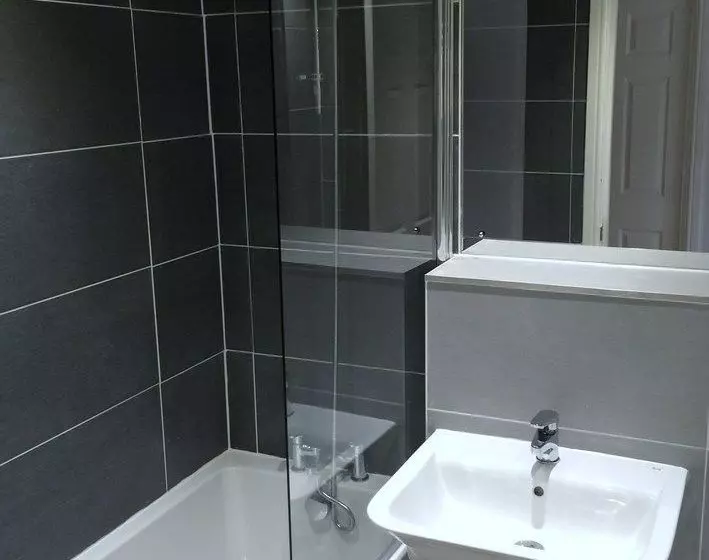 City Quarters At Burne Jones House Serviced Apartments