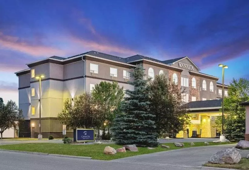 酒店 Canalta High River