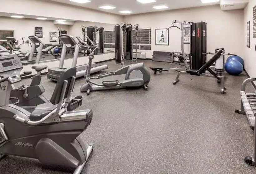 酒店 Canalta High River