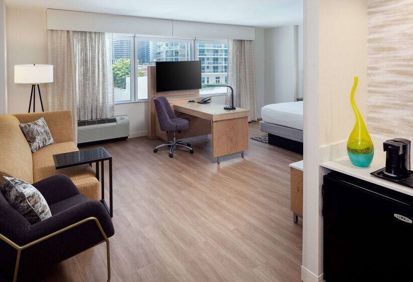 هتل Hampton Inn & Suites Miami/brickelldowntown
