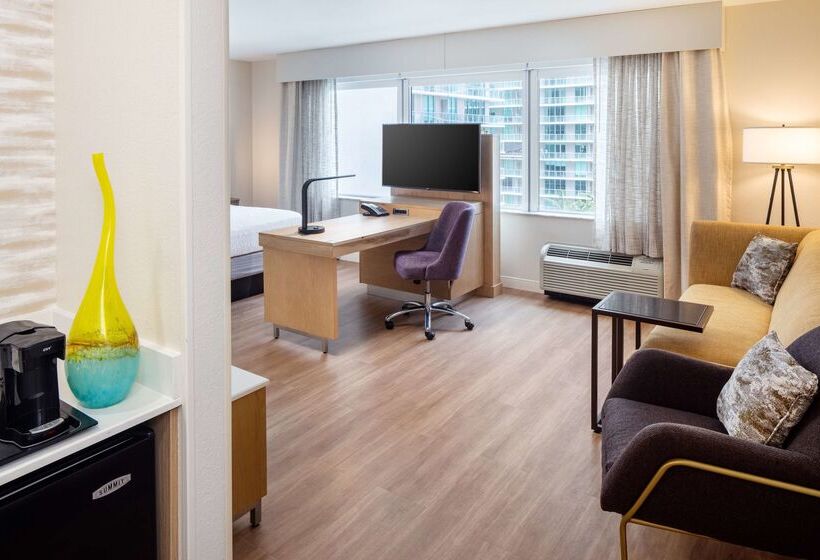 هتل Hampton Inn & Suites Miami/brickelldowntown