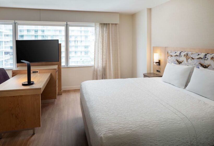 هتل Hampton Inn & Suites Miami/brickelldowntown