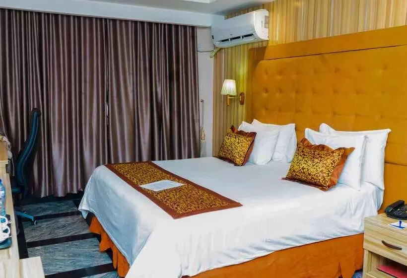 Golden Tulip Hotel Ph Gtph