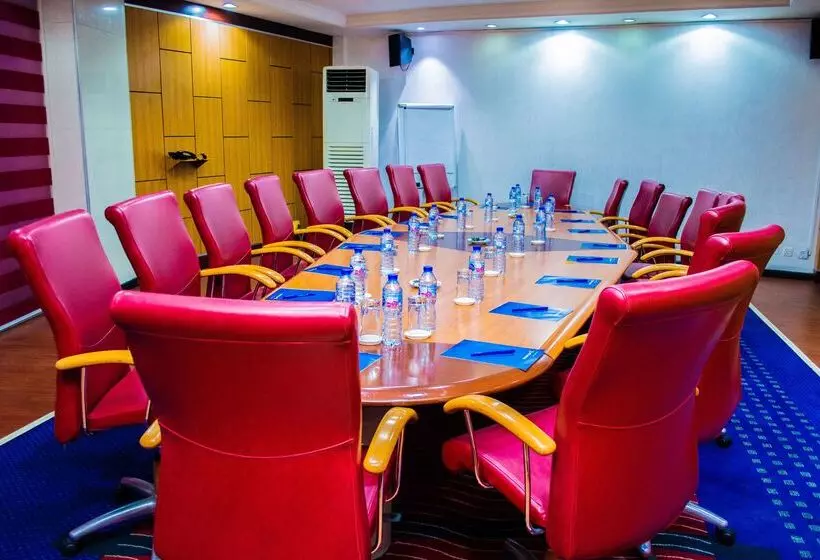 Golden Tulip Hotel Ph Gtph