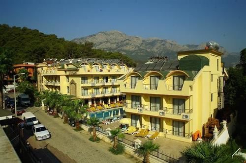 فندق Grand Lukullus