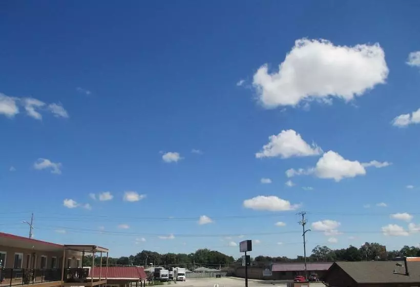 فندق على الطريق Regal Inn Chicago O Hare  Franklin Park