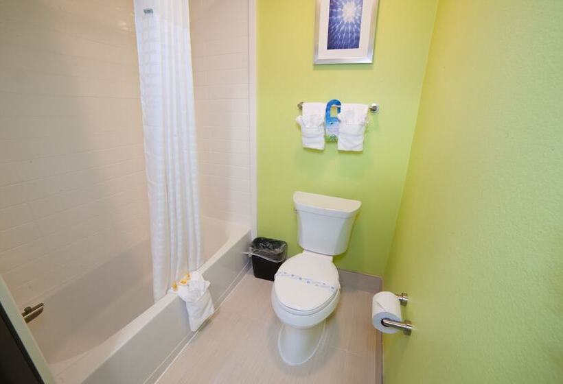 Otel Arya Inn & Suites