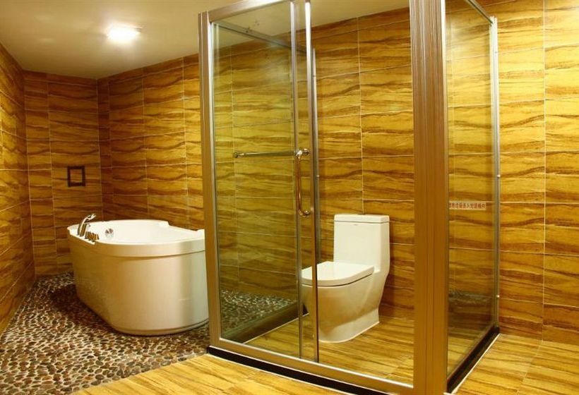 فندق Blossom Hill Inn Lijiang Yichiyuan