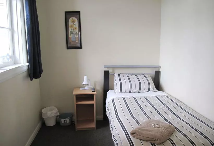 Hotelli Dorset House Backpackers