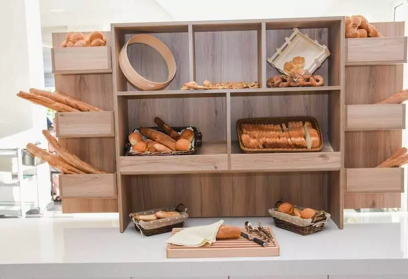 Exotica Hotel & Spa By Zante Plaza