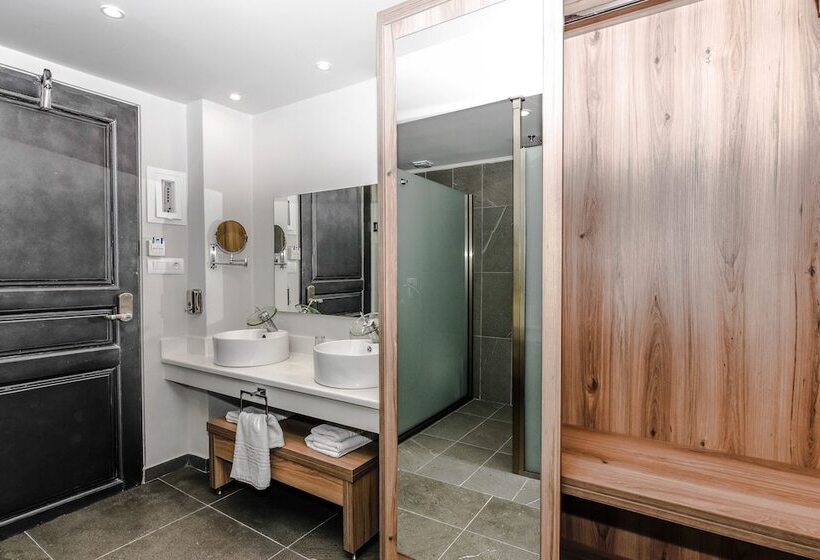 Exotica Hotel & Spa By Zante Plaza