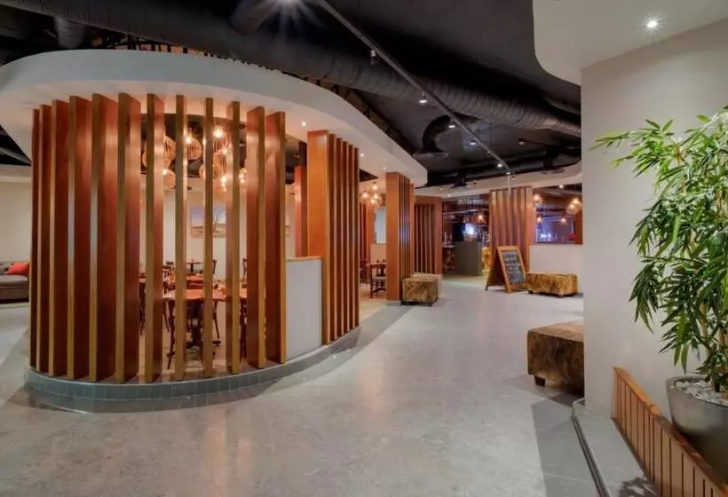 Protea Hotel By Marriott Pretoria Hatfield