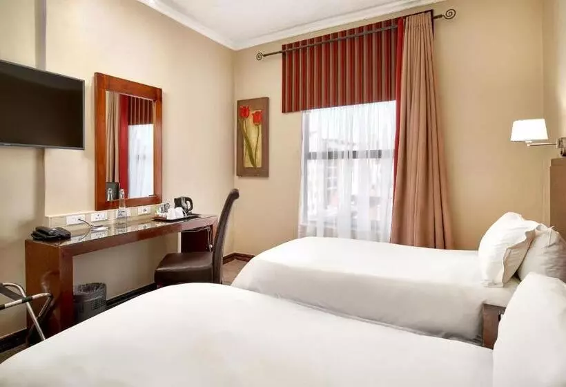 Protea Hotel By Marriott Pretoria Hatfield