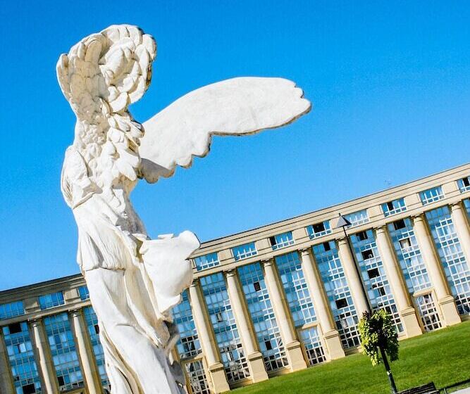 فندق Holiday Inn Express Montpellier Odysseum, An Ihg