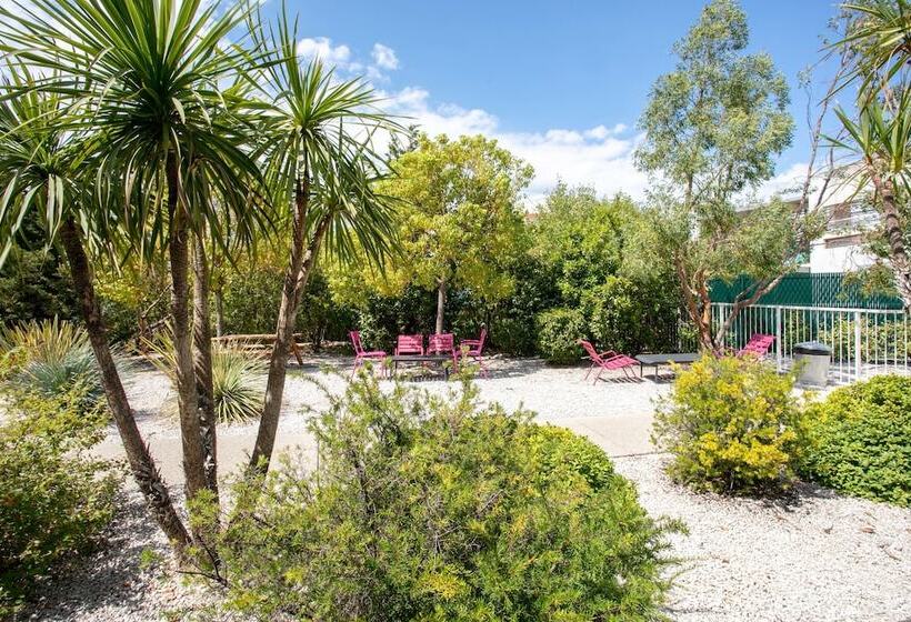 فندق Holiday Inn Express Montpellier Odysseum, An Ihg