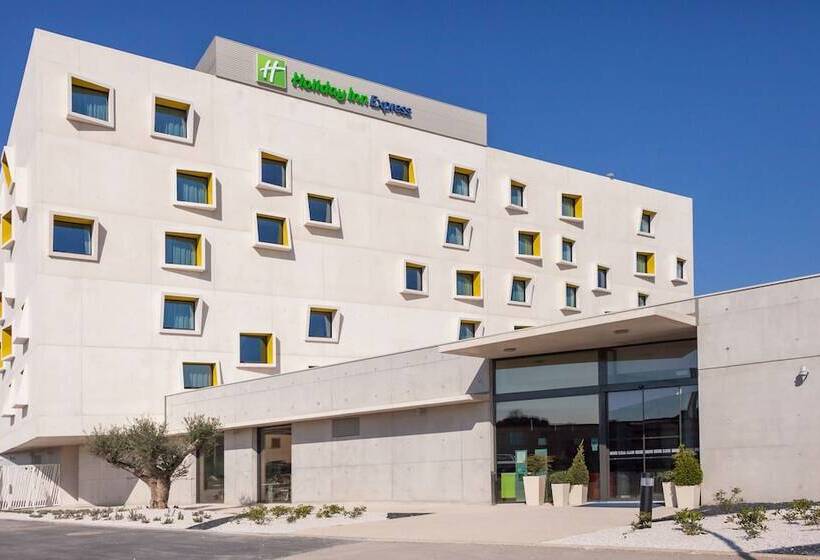 فندق Holiday Inn Express Montpellier Odysseum, An Ihg